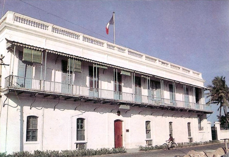 04-09 - Pondichery - consulat - 1